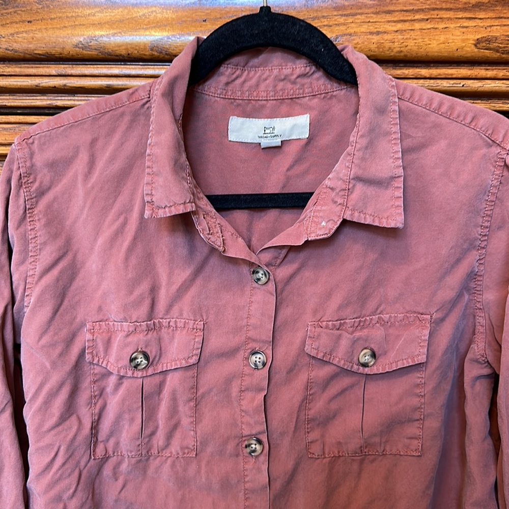 Thread & Supply Button Down - Picture 2 of 4